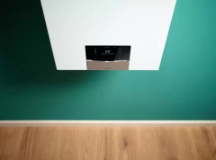 Настенный газовый котел Vaillant ecoTEC plus VU 30CS/1-5 (N-INT4)